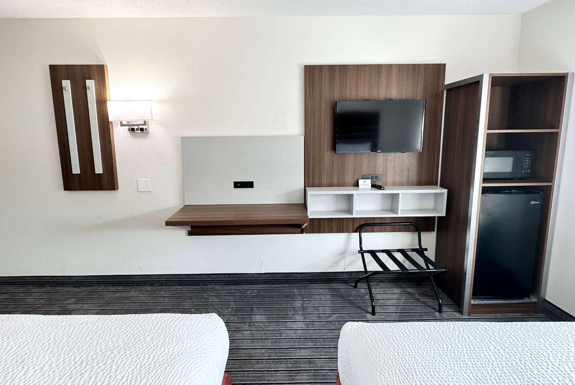 Ramada By Wyndham Lithia Springs Atlanta Hotel Buitenkant foto