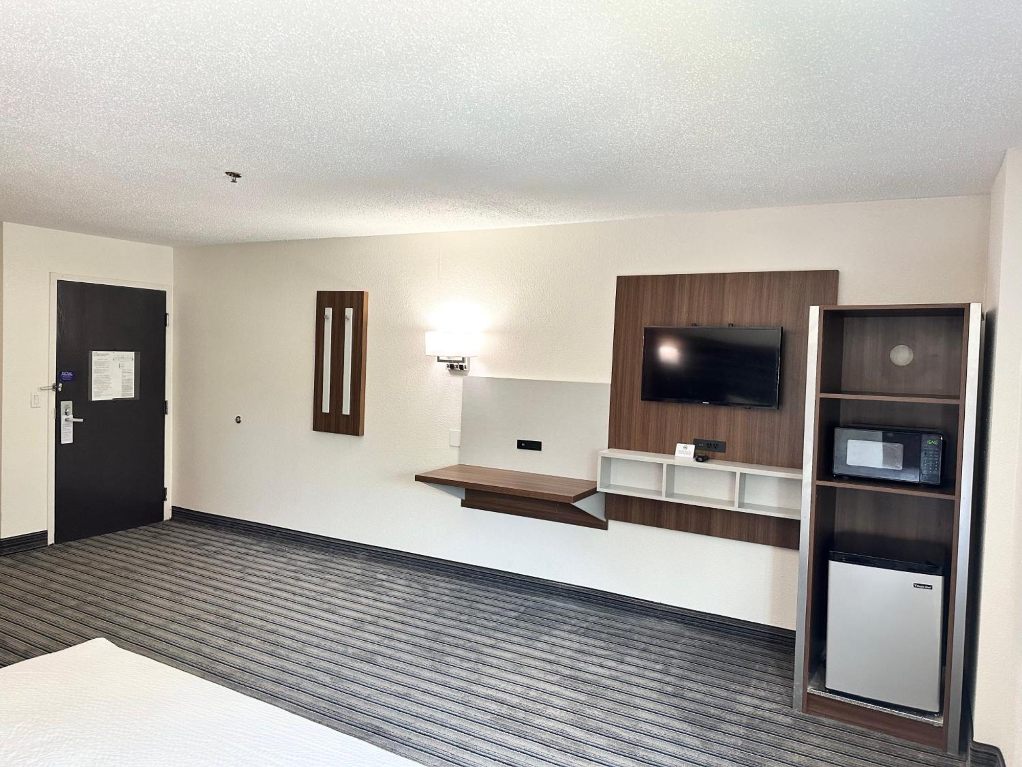 Ramada By Wyndham Lithia Springs Atlanta Hotel Buitenkant foto