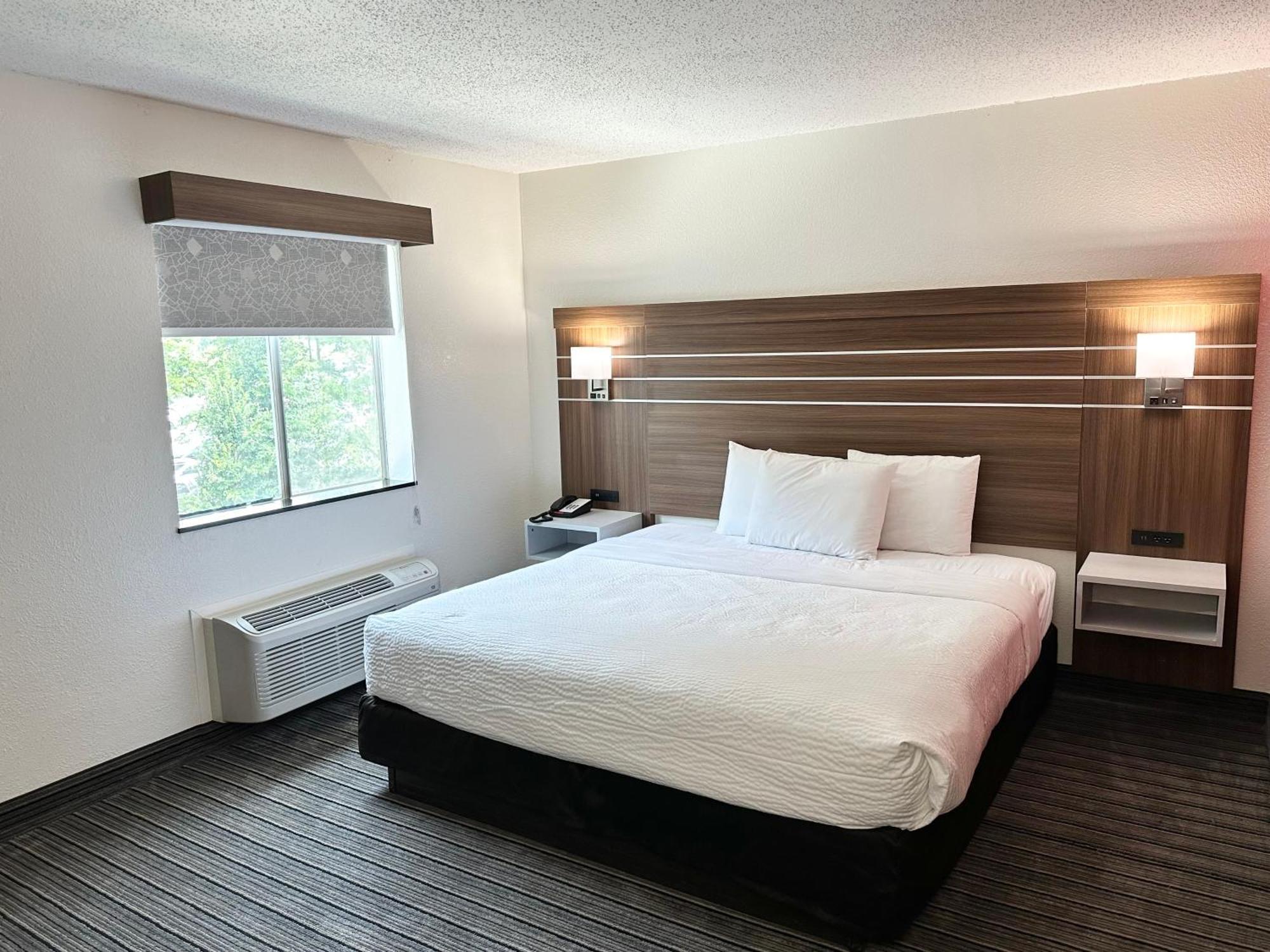 Ramada By Wyndham Lithia Springs Atlanta Hotel Buitenkant foto